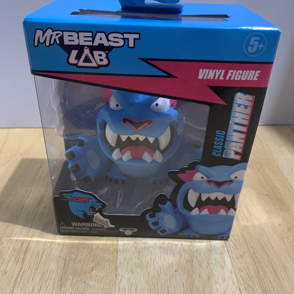 Mr Beast Lab Classic Blue Panther Vinyl Figure Moose Action Figure Toy NEW in BX